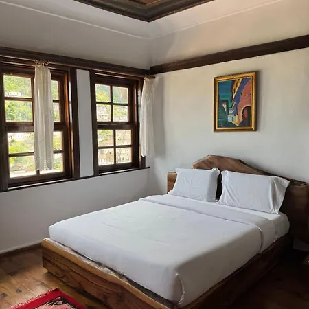 Ansel Hotel *