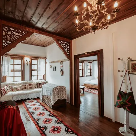 Hotel Ansel *